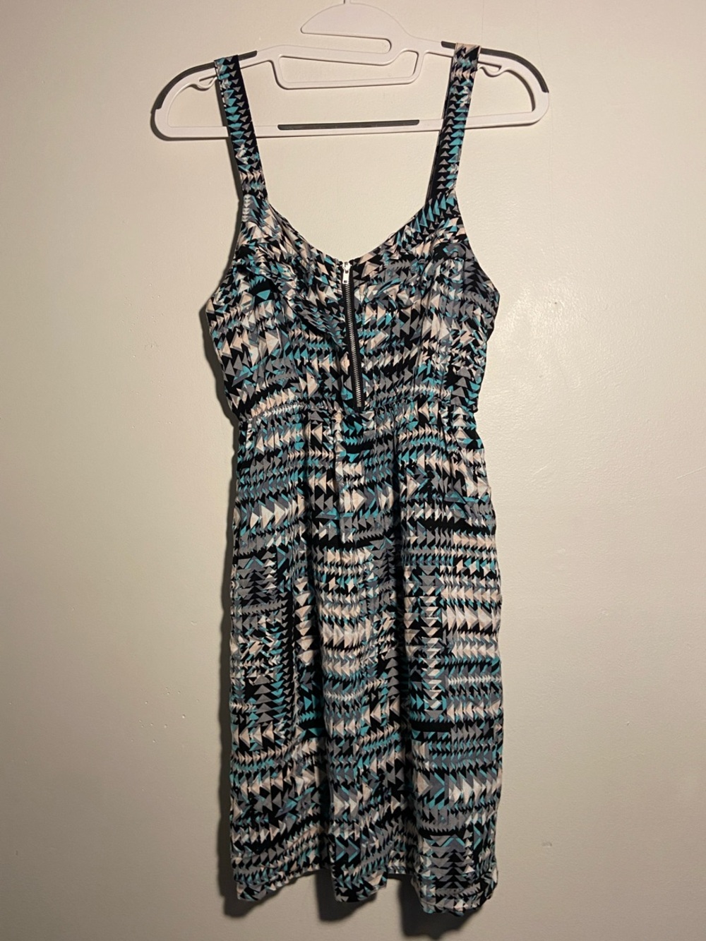 Charlotte Russe Black, White & Teal Geo-Print Mini Dress